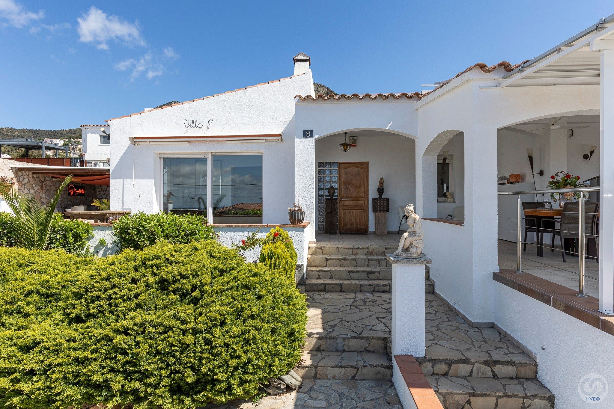 Exterior view of Single-family semi-detached for sale in Roses  with Air Conditioner, Heating and Swimming Pool