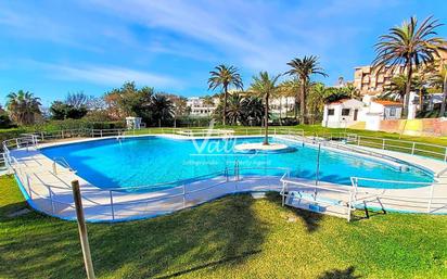 Schwimmbecken von Dachboden zum verkauf in Sotogrande mit Klimaanlage und Gemeinschaftspool