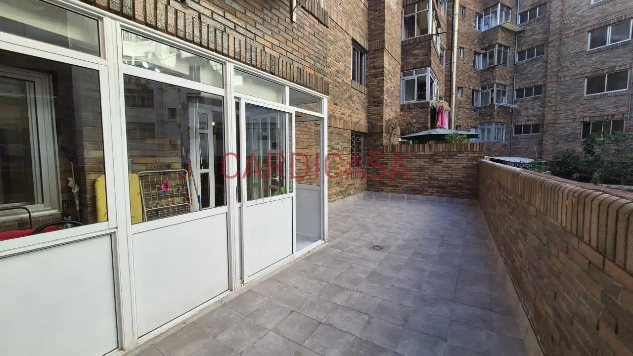 Terrace of Flat for rent in Vigo   with Heating, Parquet flooring and Terrace