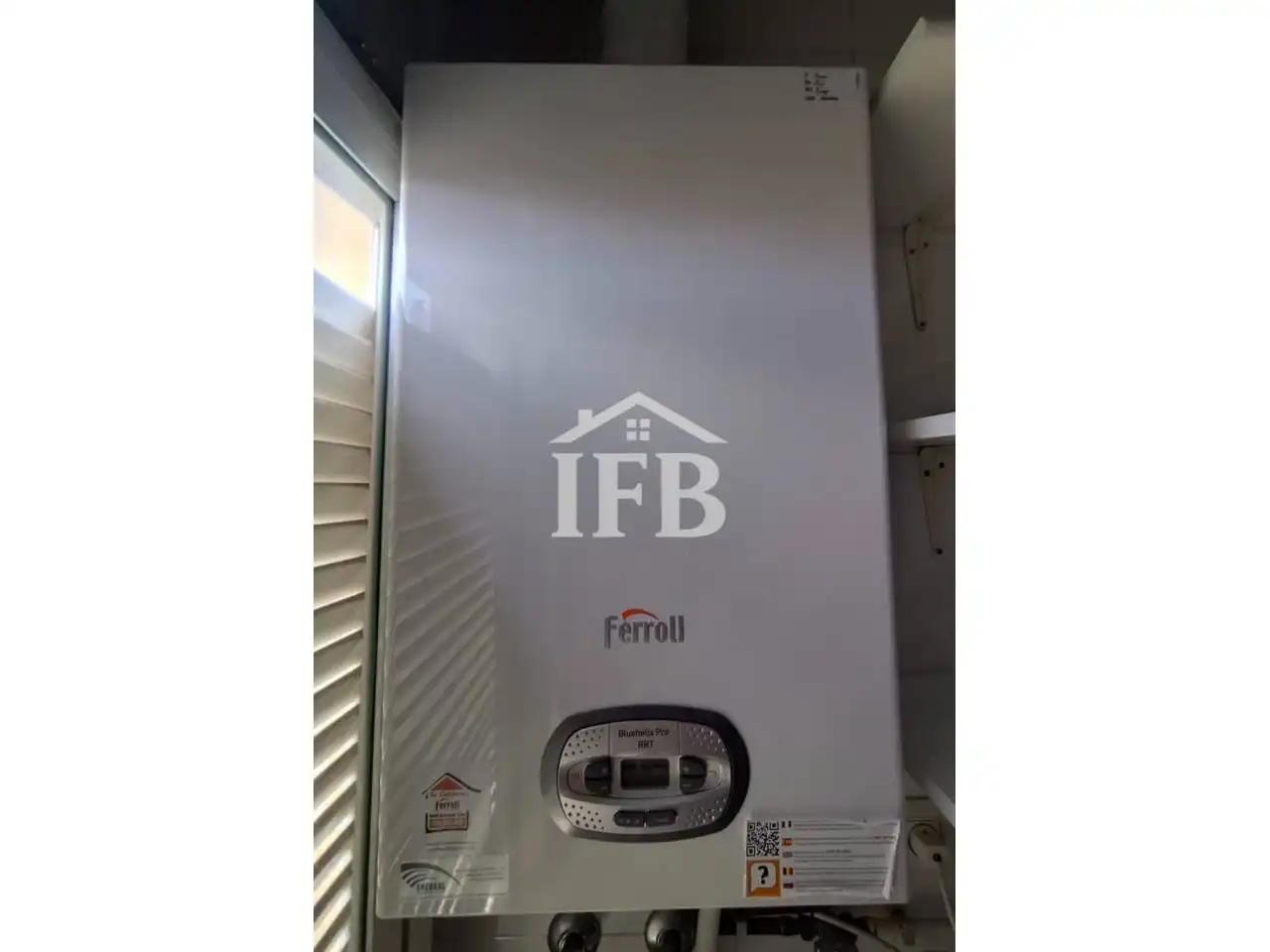 Exterior view of Flat for sale in Badajoz  with Air Conditioner, Heating and Storage room