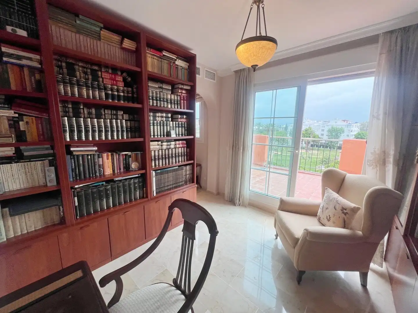 Sala d'estar de Àtic en venda en Torremolinos amb Aire condicionat, Terrassa i Traster