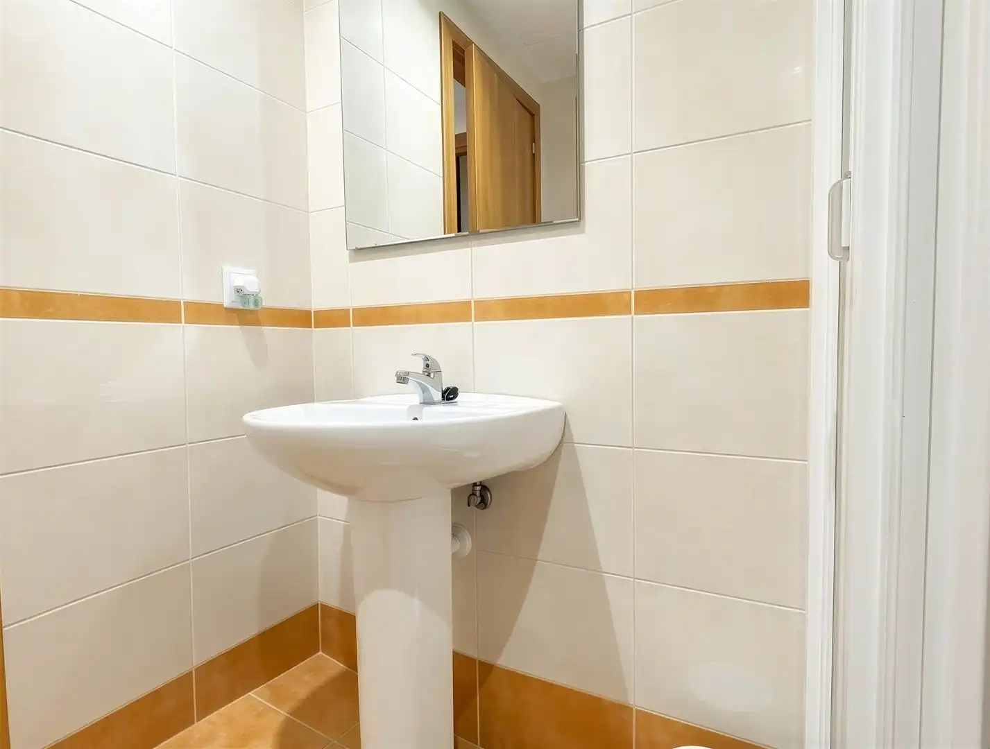 Bany de Apartament de lloguer en  Palma de Mallorca amb Aire condicionat, Calefacció i Terrassa