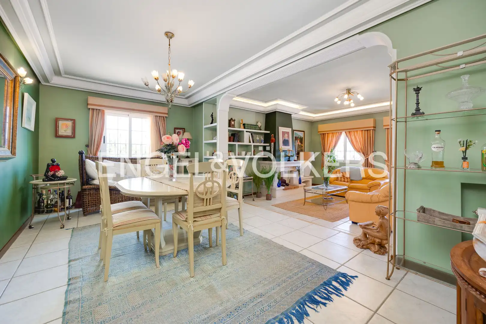 Comedor de Finca rústica en venta en Torrevieja con Aire acondicionado, Calefacción y Jardín privado