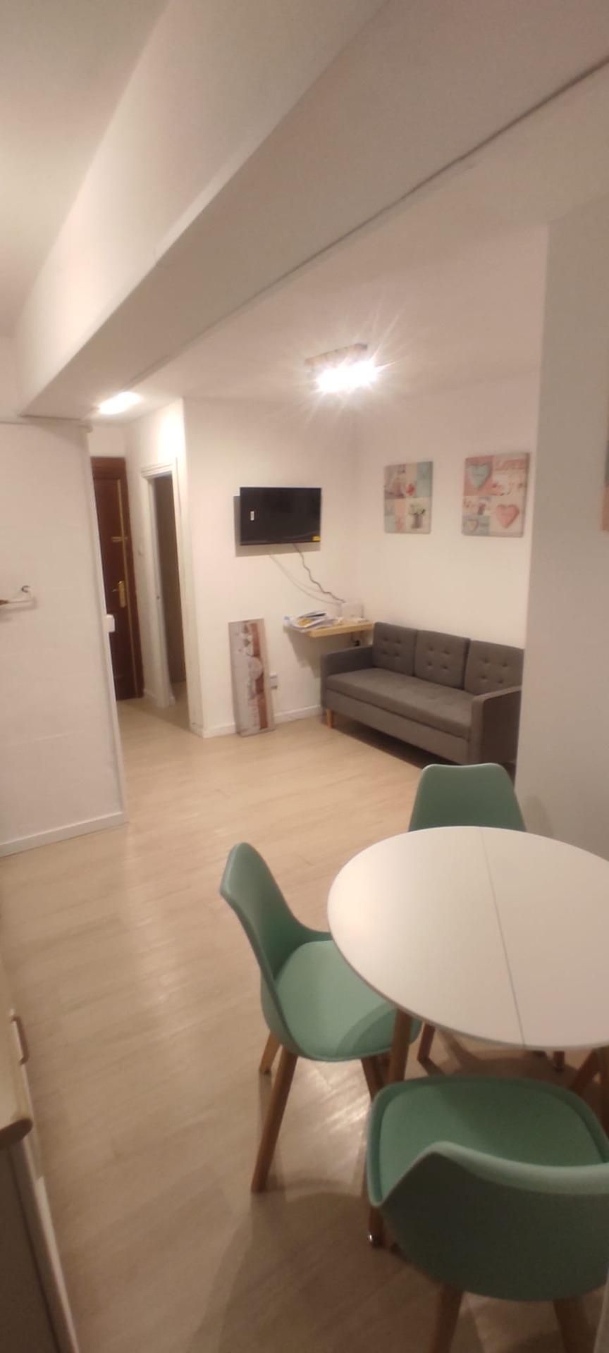 Flat to rent in Calle Calle Doctor García y García de Castro, Angustias - Chana - Encina