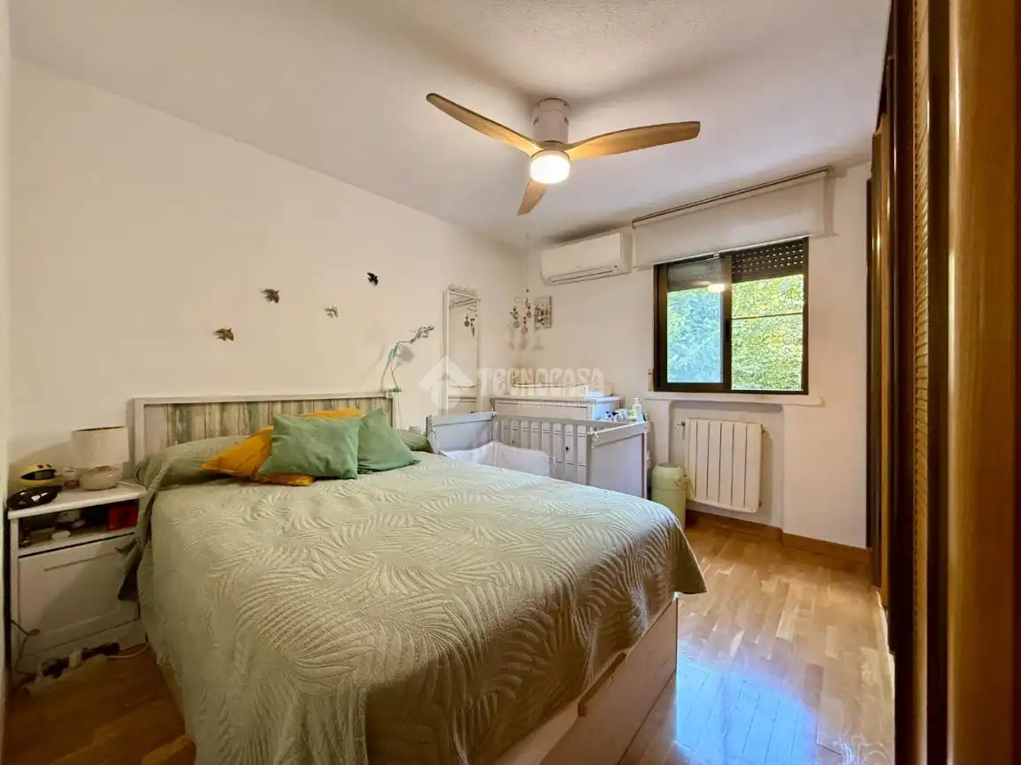 Schlafzimmer von Wohnung zum Verkauf in Madrid mit Klimaanlage, Heizung und Parkett