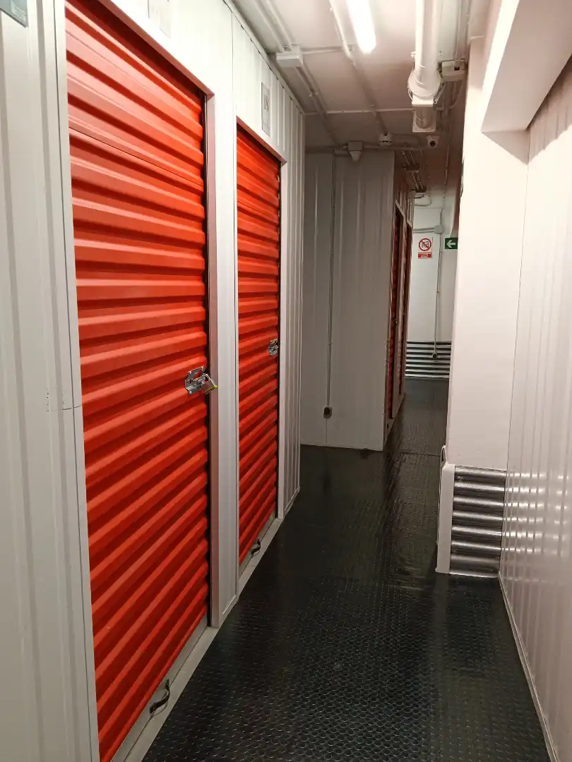 Storage room for sale in Madrid