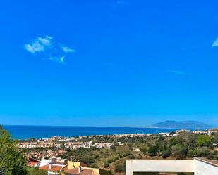 Vista exterior de Dúplex en venda en Vélez-Málaga amb Aire condicionat, Terrassa i Traster