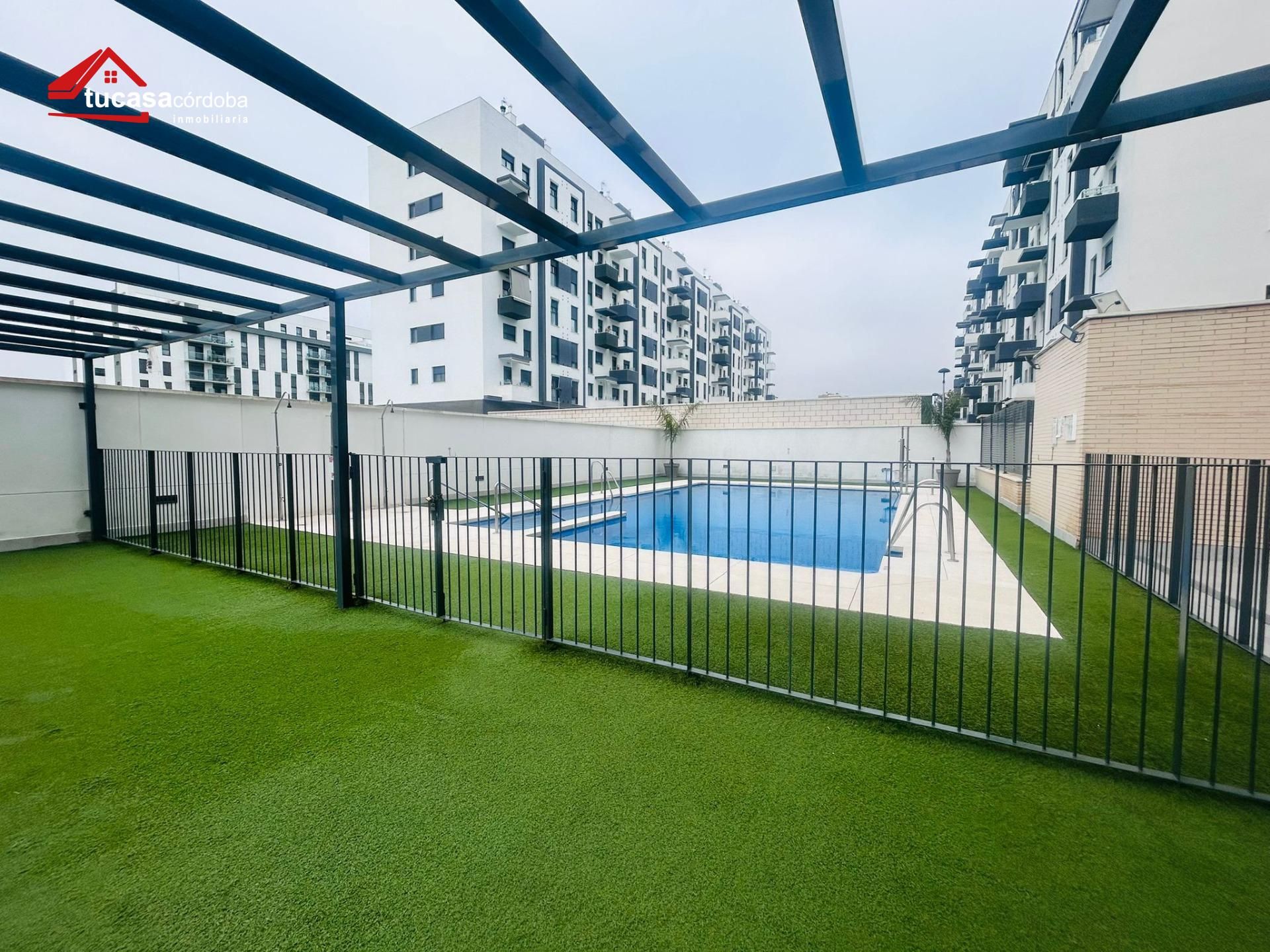 Flat for sale in Poniente-Norte - Miralbaida - Parque Azahara
