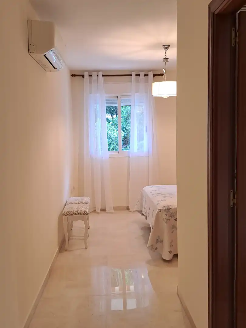 Bedroom of Flat for rent in Málaga  with Air Conditioner, Terrace and Furnished