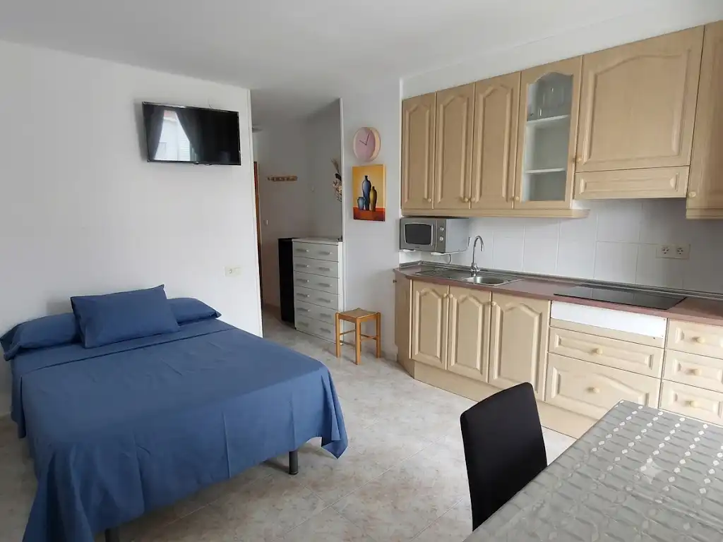 Habitación de Estudio en venta en Vila-seca con Amueblado y Balcón