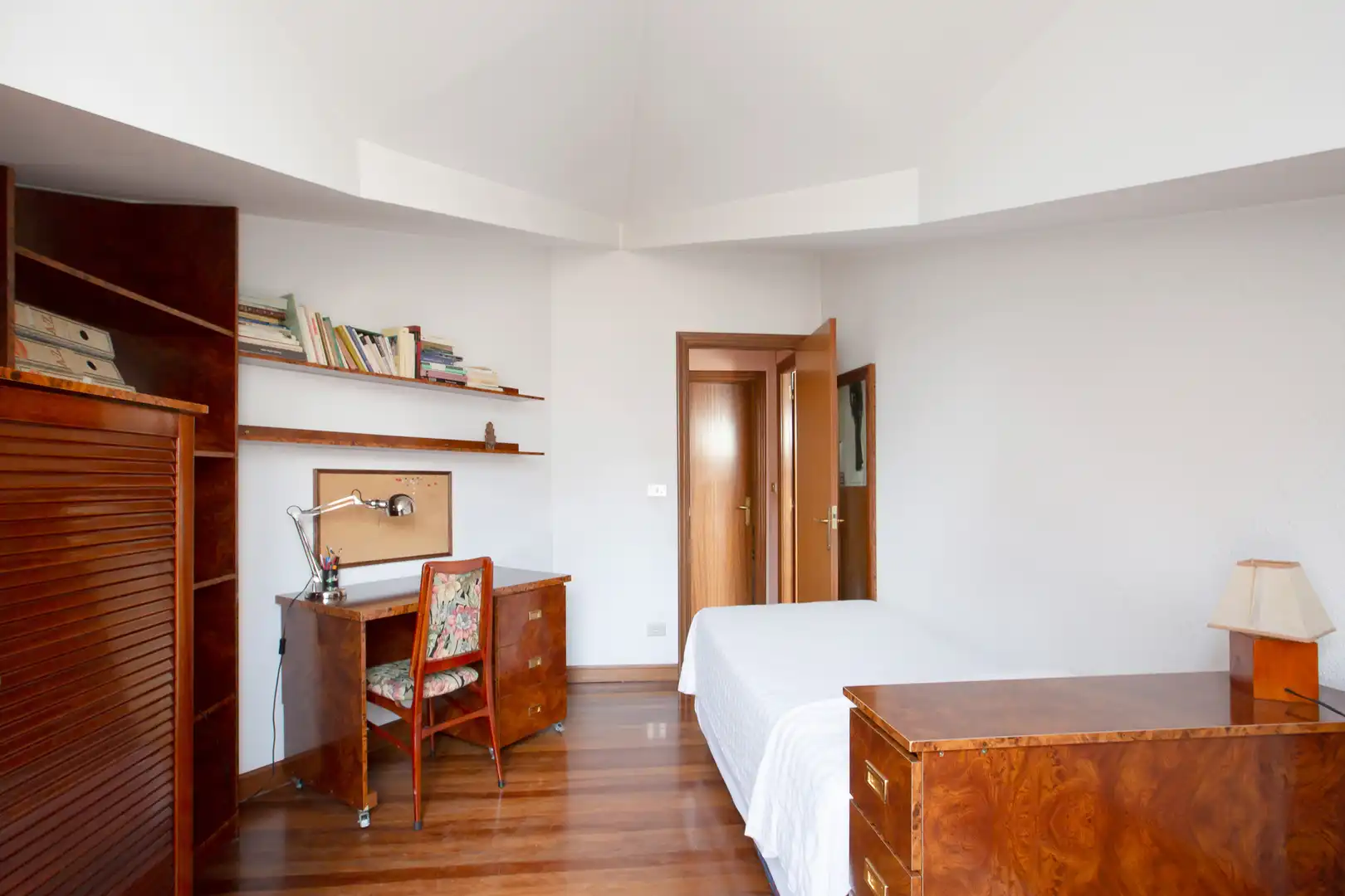 Bedroom of Flat for sale in Bilbao   with Air Conditioner, Heating and Parquet flooring
