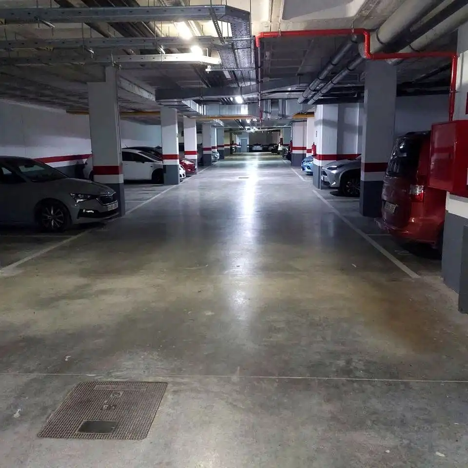 Parking de Piso en venta en Vilafranca del Penedès con Calefacción, Parquet y Terraza