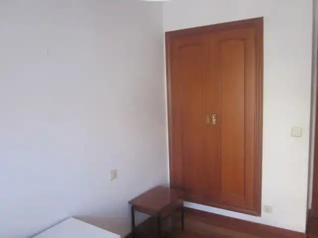 Dormitori de Apartament de lloguer en Santiago de Compostela  amb Moblat