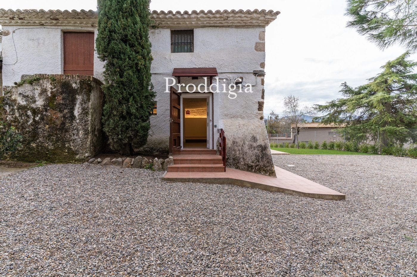 Single-family semi-detached to rent in La Floresta