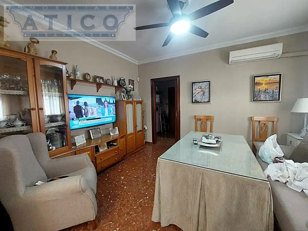 Living room of Flat for sale in Sevilla  with Air Conditioner