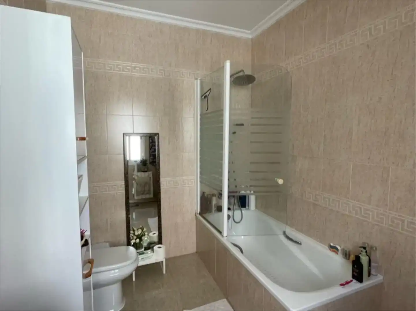 Baño de Piso en venta en Baza con Trastero