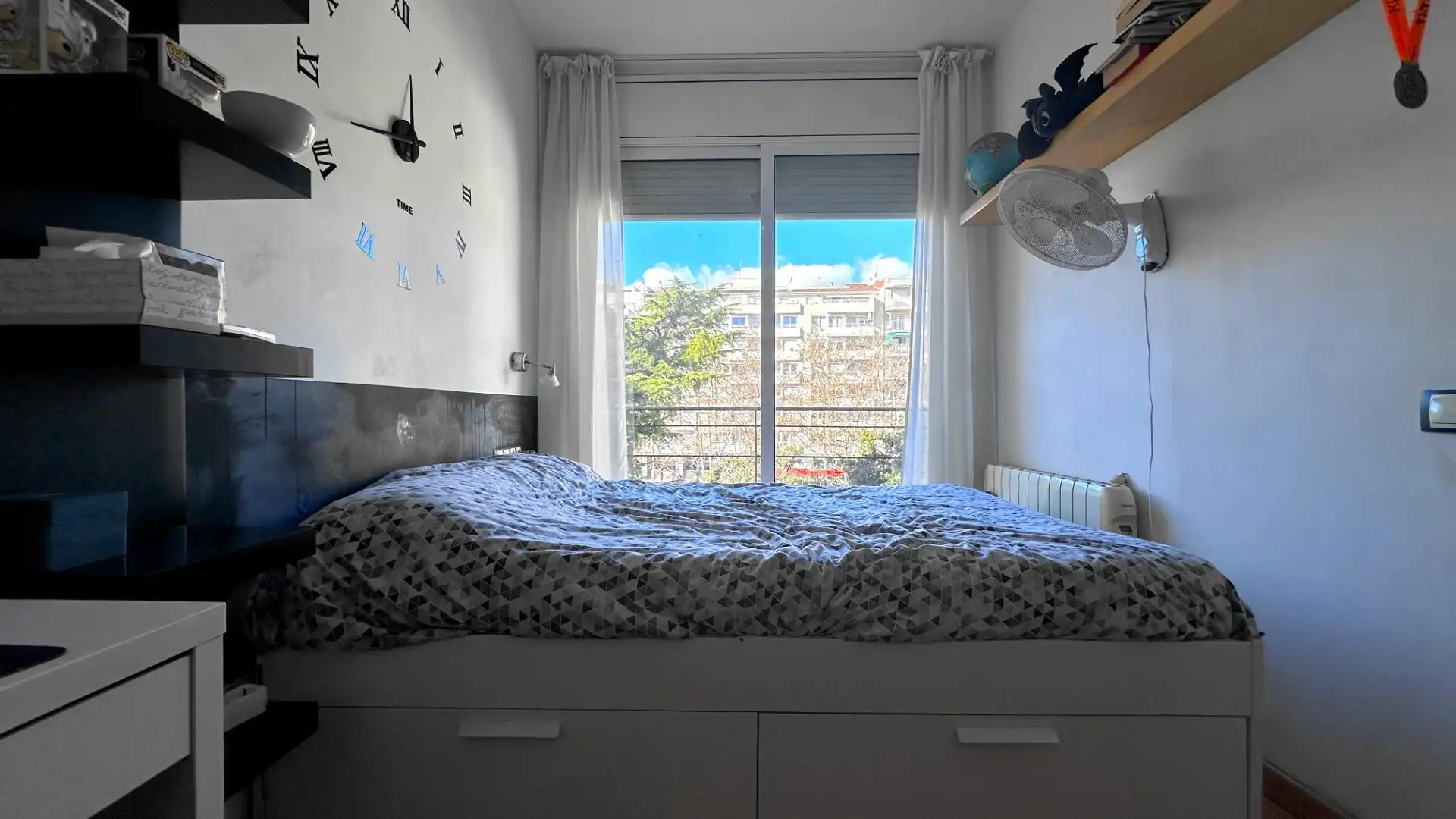 Habitación de Casa o chalet en venta en Terrassa con Aire acondicionado, Calefacción y Terraza
