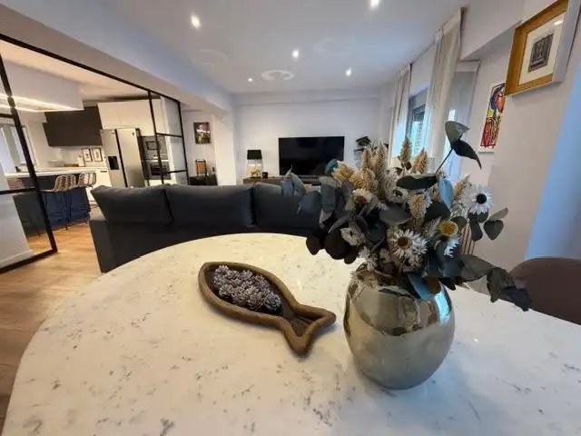 Sala de estar de Piso en venta en León Capital  con Calefacción, Parquet y Terraza