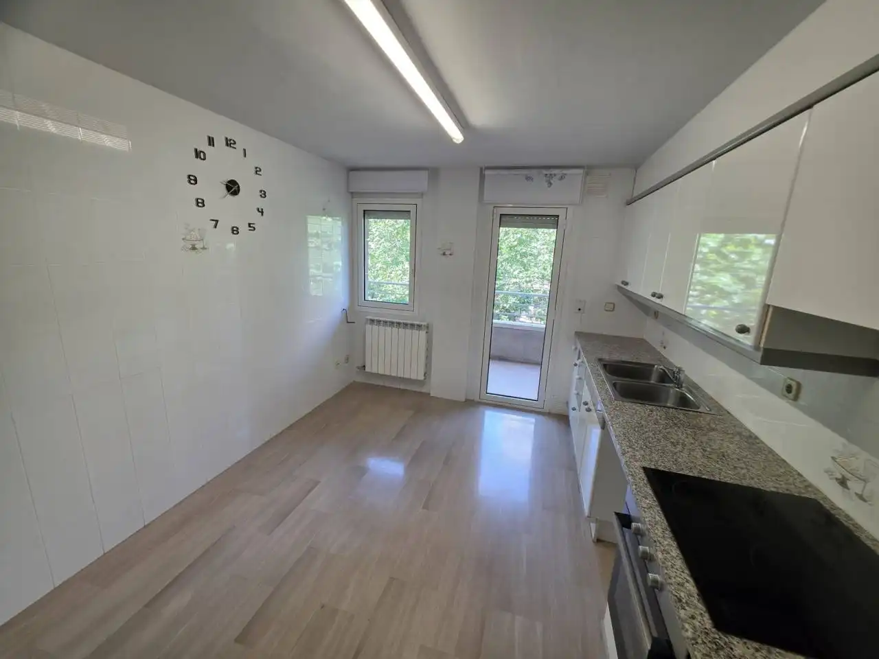 Küche von Wohnung zum Verkauf in Manresa mit Klimaanlage, Heizung und Terrasse