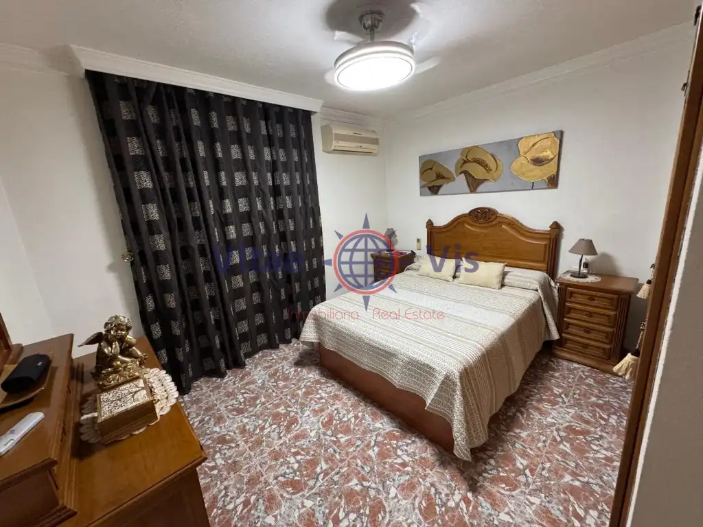 Habitación de Dúplex en venta en Lorca con Aire acondicionado y Amueblado