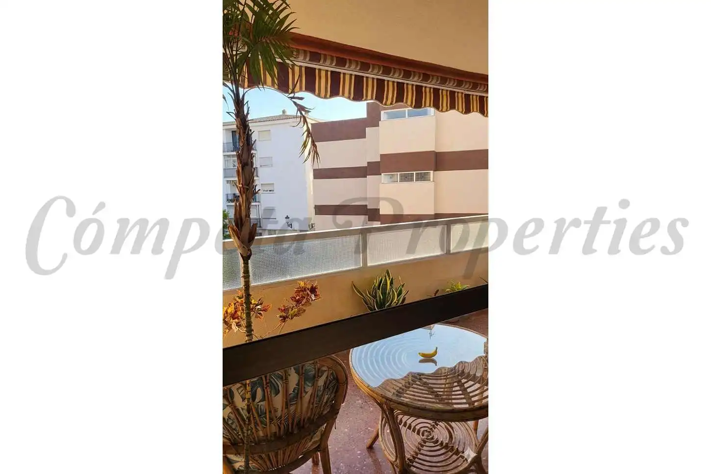 Terraza de Apartamento en venta en Nerja con Amueblado y Balcón