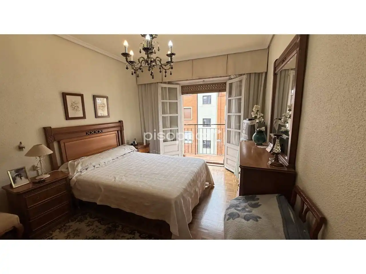 Schlafzimmer von Wohnung zum Verkauf in  Pamplona / Iruña mit Heizung, Terrasse und Balkon
