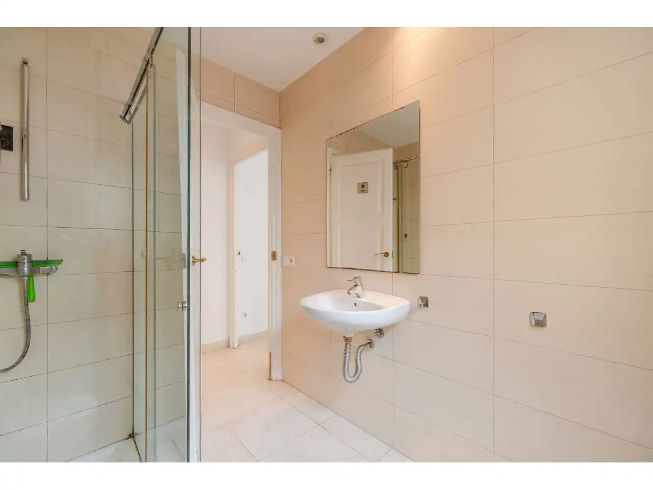 Baño de Piso en venta en Girona con Balcón