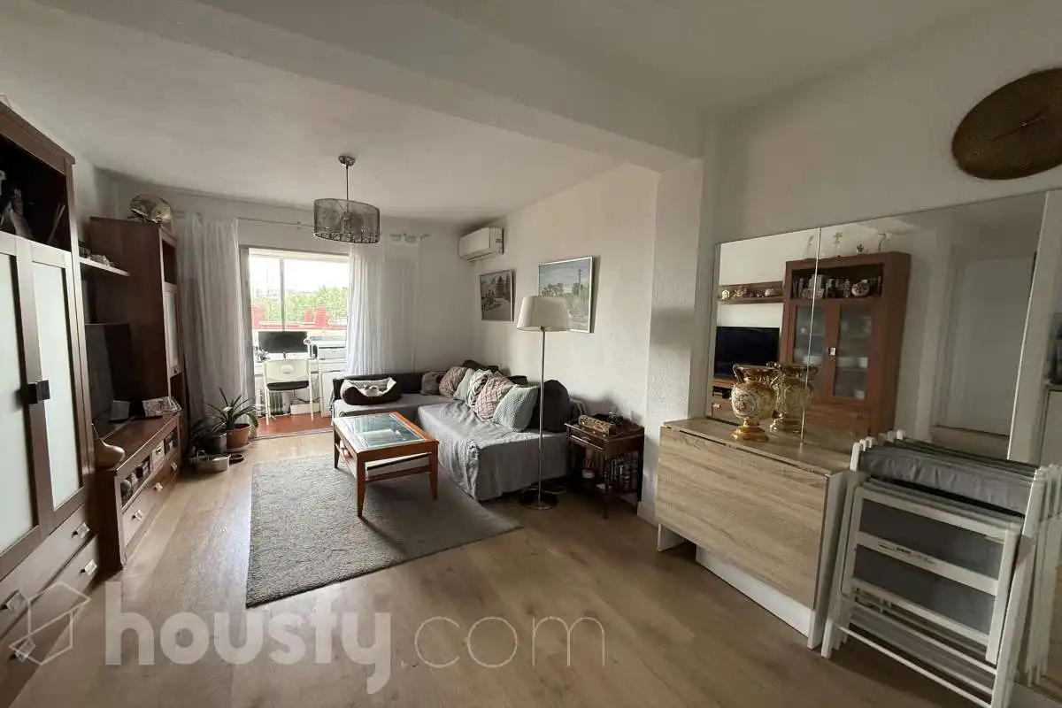 Sala d'estar de Pis de lloguer en  Madrid Capital amb Aire condicionat, Calefacció i Parquet