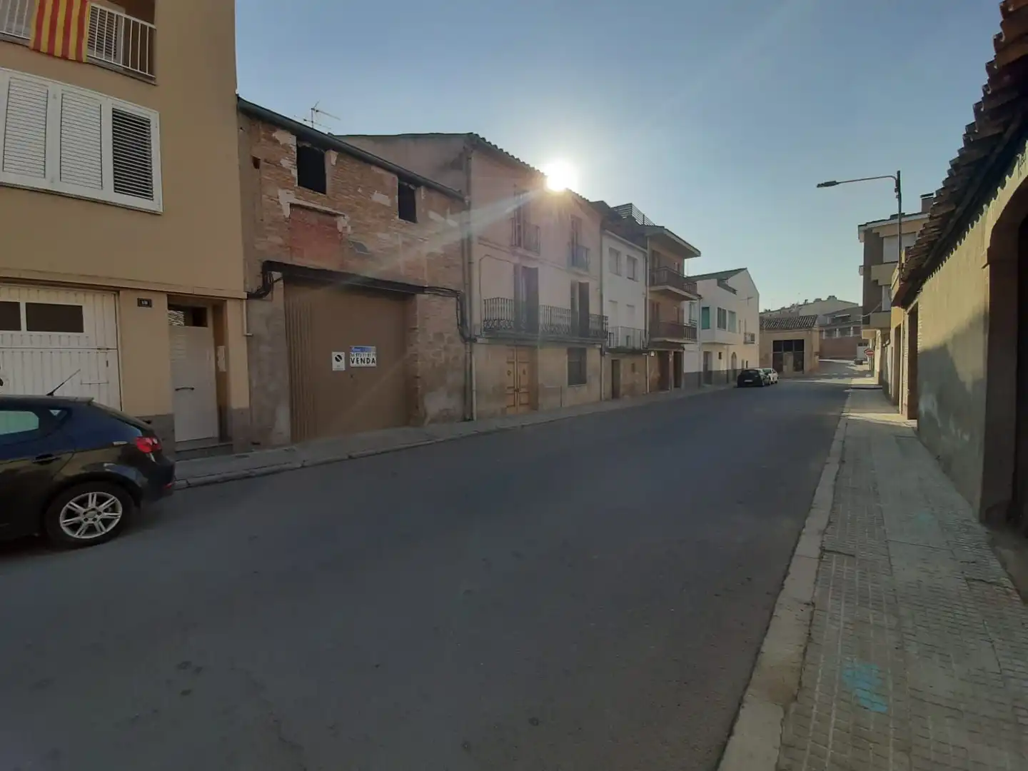 Vista exterior de Local en venta en Linyola