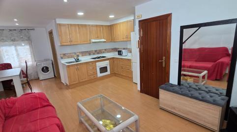 Foto 2 de Piso de alquiler en Las Trescientas - San Francisco - Ciudad Vergel, Elda