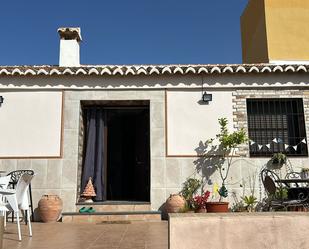 Vista exterior de Casa o xalet de lloguer en Vélez-Málaga amb Aire condicionat i Terrassa