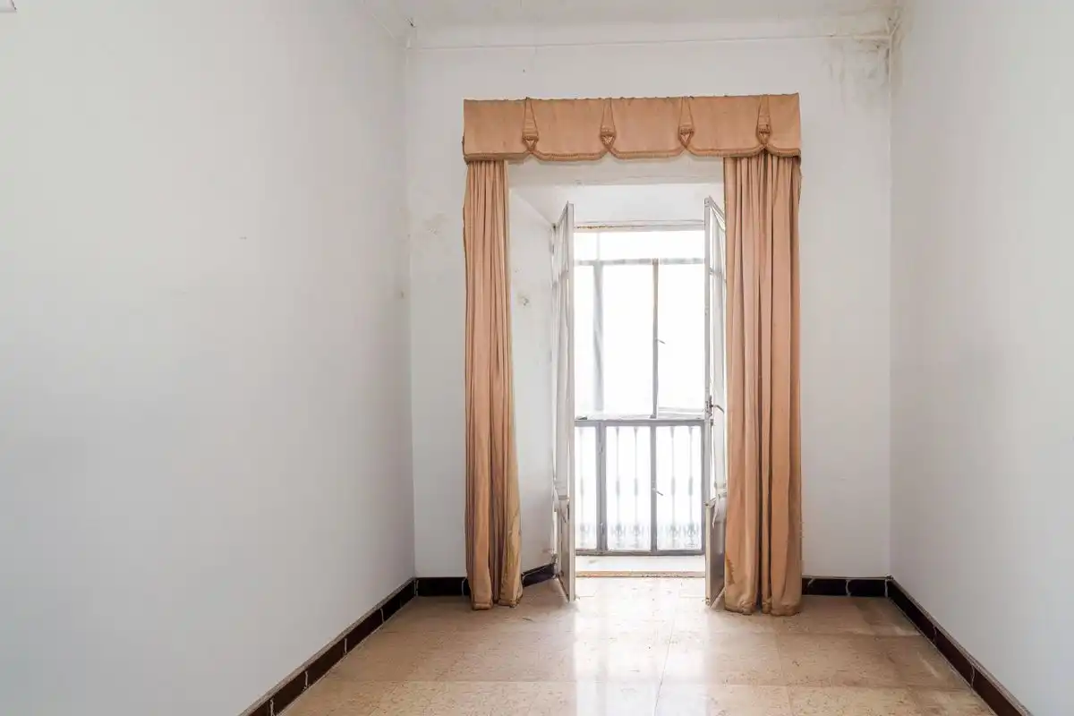 Houses for sale in Arahal  with Heating