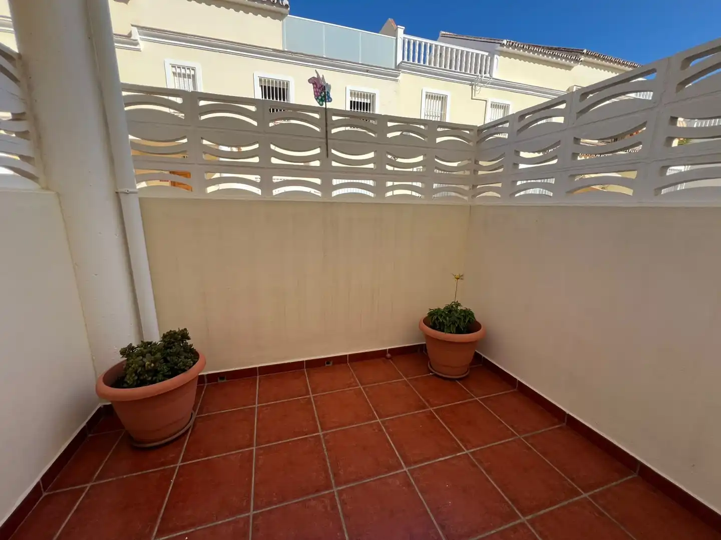 Adossat amb piscina en venda a Calle Coyunda, imagen 19