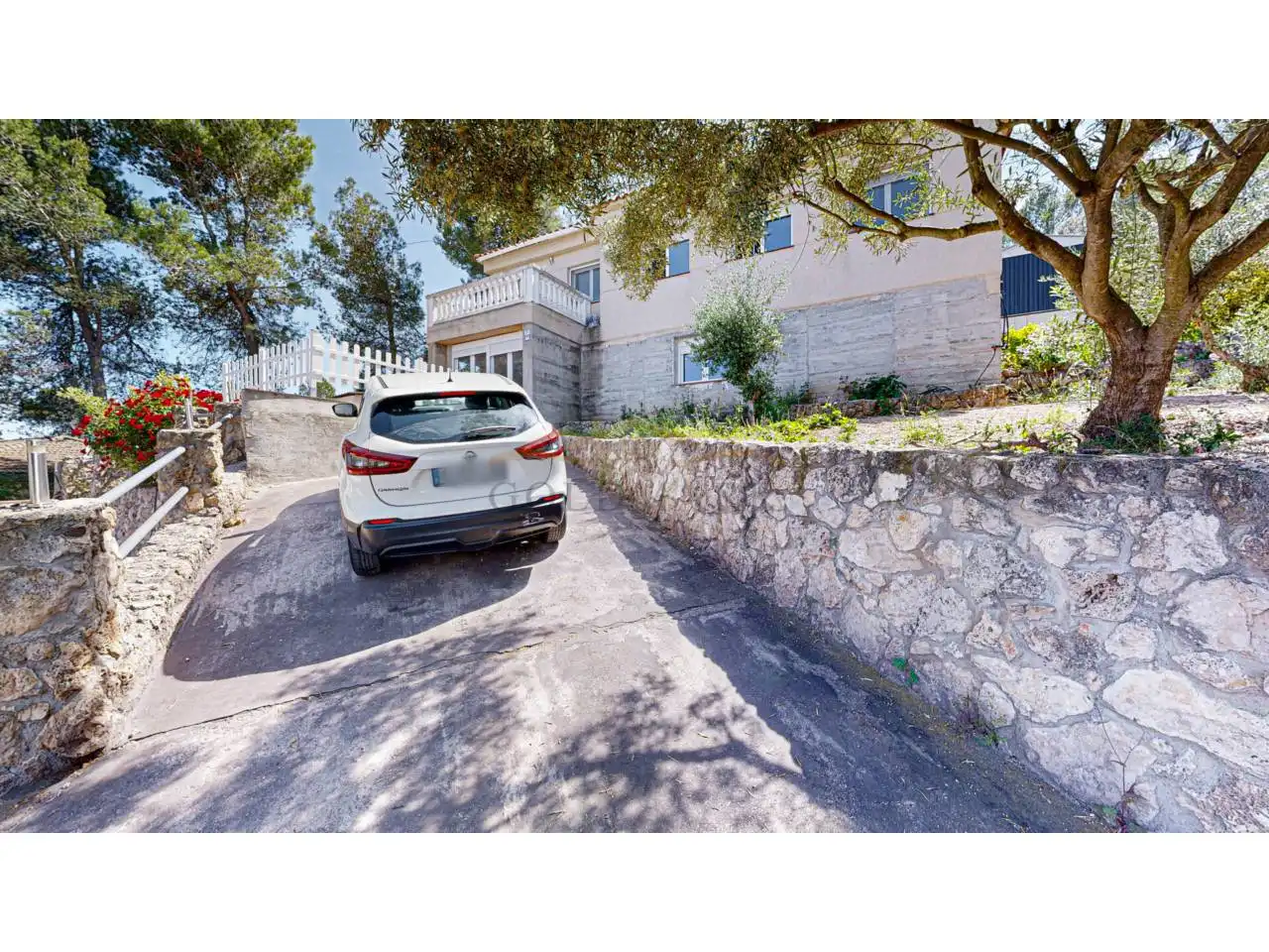 Vista exterior de Casa o xalet en venda en Corbera de Llobregat amb Aire condicionat, Jardí privat i Terrassa