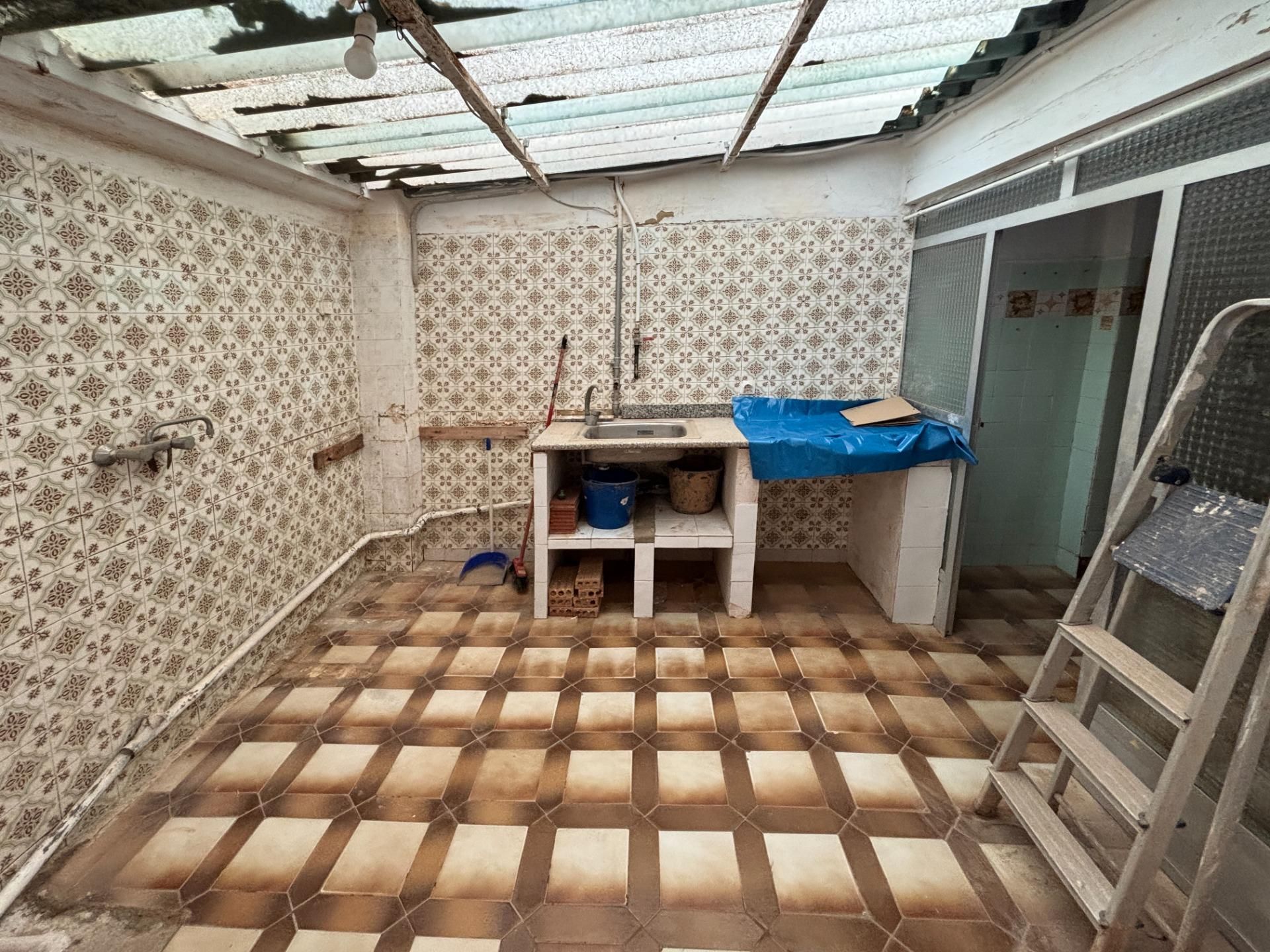 Kitchen of Planta baja for sale in Paiporta