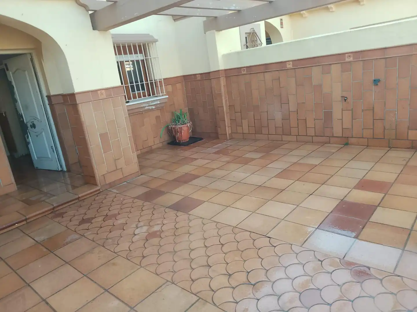 Terrassa de Casa adosada en venda en El Rinconcillo