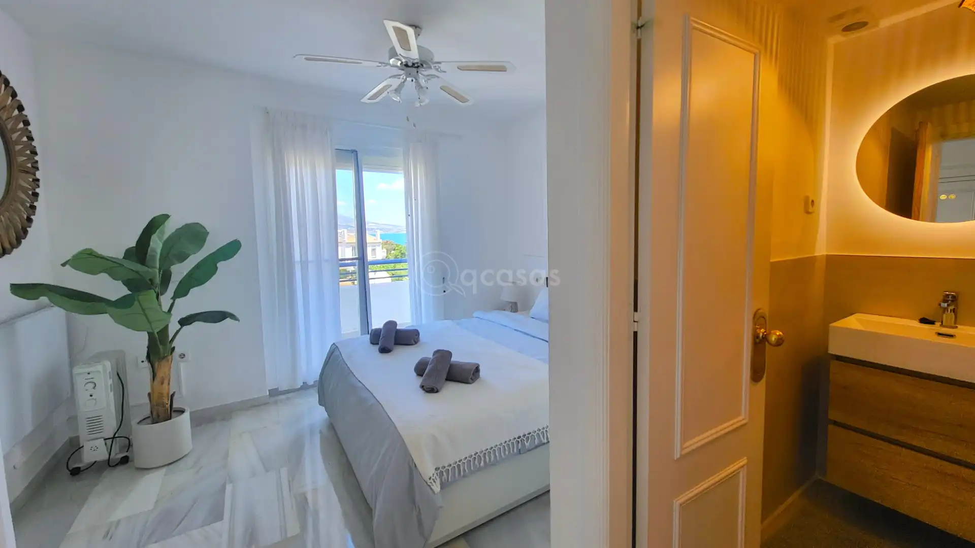 Schlafzimmer von Einfamilien-Reihenhaus zum Verkauf in Mijas mit Klimaanlage, Heizung und Terrasse