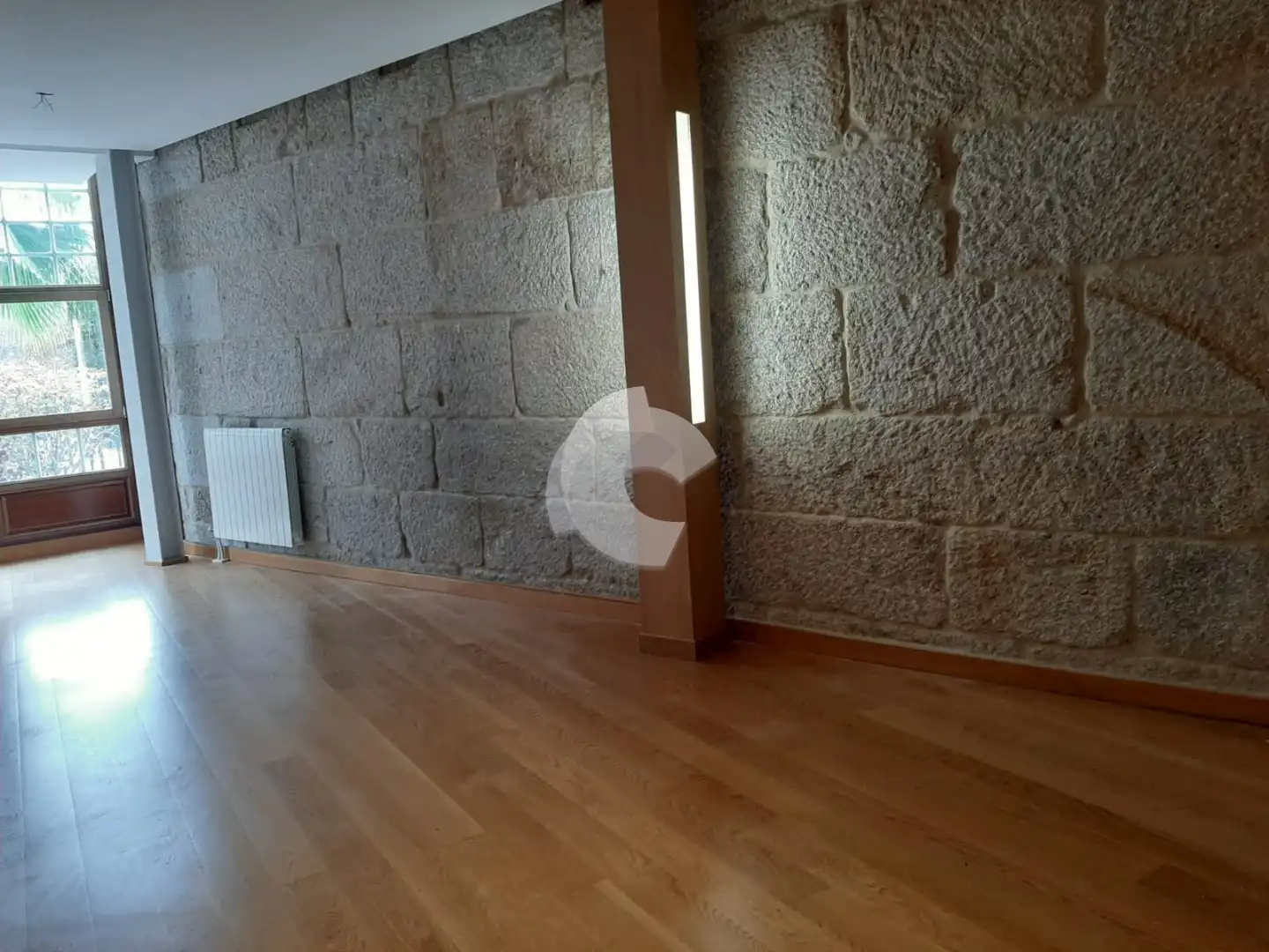 Wohnung zur Miete in Vigo  mit Heizung, Parkett und Abstellraum