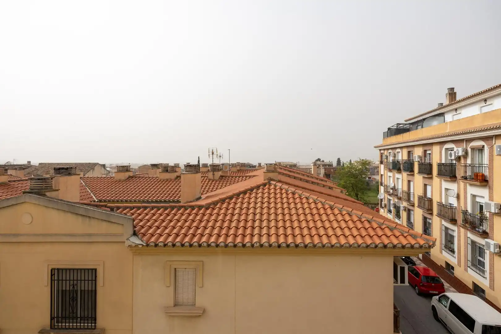 Flat with terrace for sale in Calle Gonzalo de Berceo 12, imagen 19