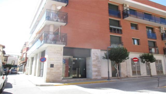 Local comercial en Alquiler en C/ Eivissa en Zona Hospital