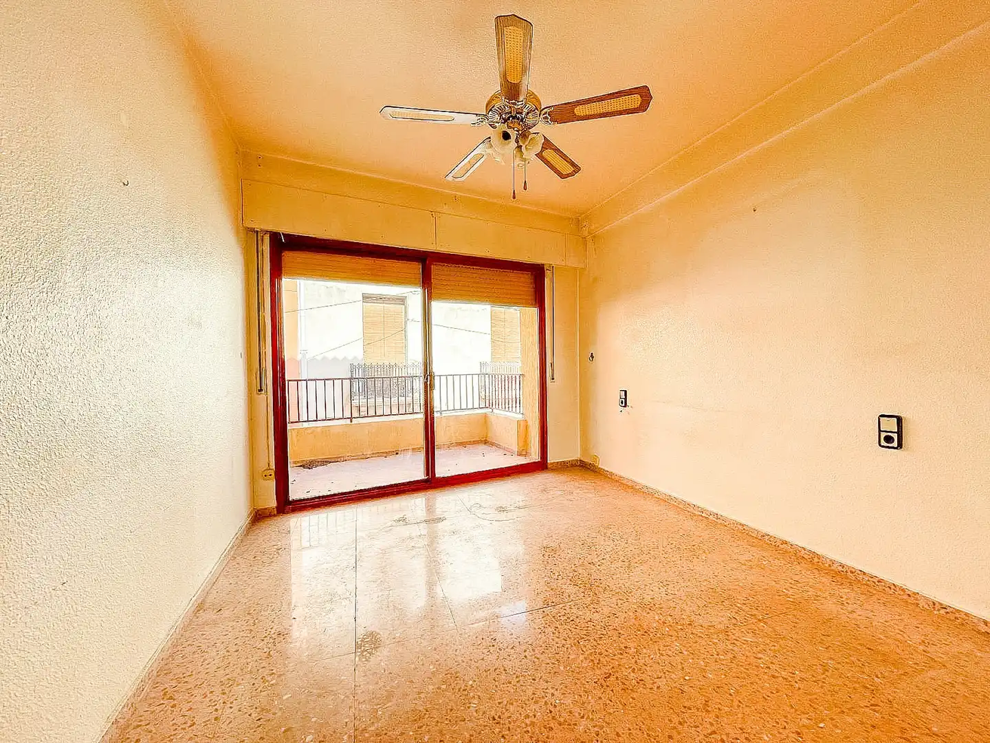 Dormitori de Apartament en venda en El Pinós / Pinoso amb Terrassa