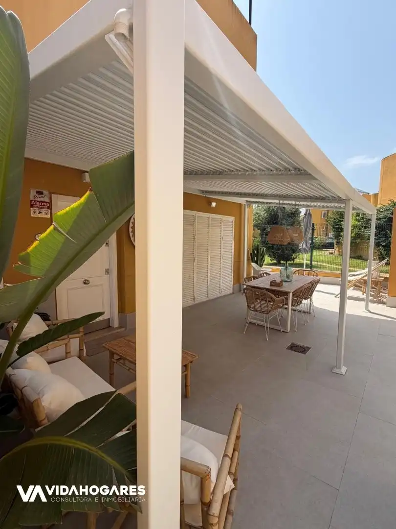 Terrassa de Casa o xalet en venda en Rota amb Aire condicionat, Terrassa i Piscina