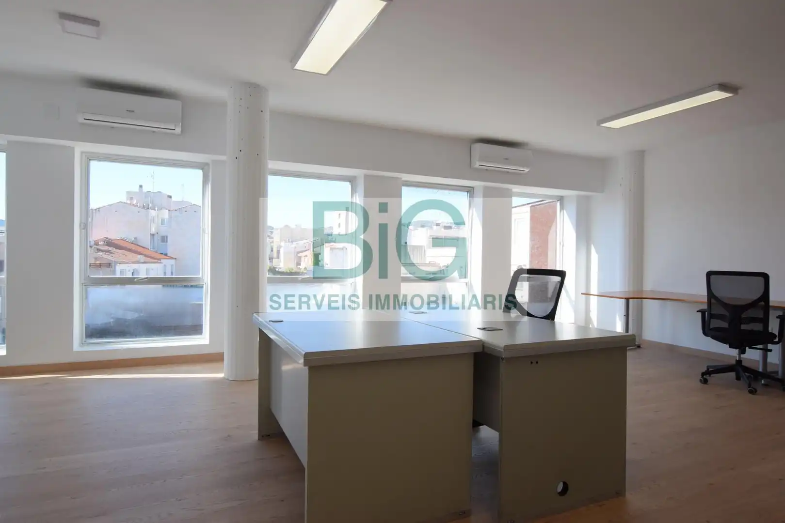 Office space with lift to rent in Carrer RAMBLA LA, imagen 2