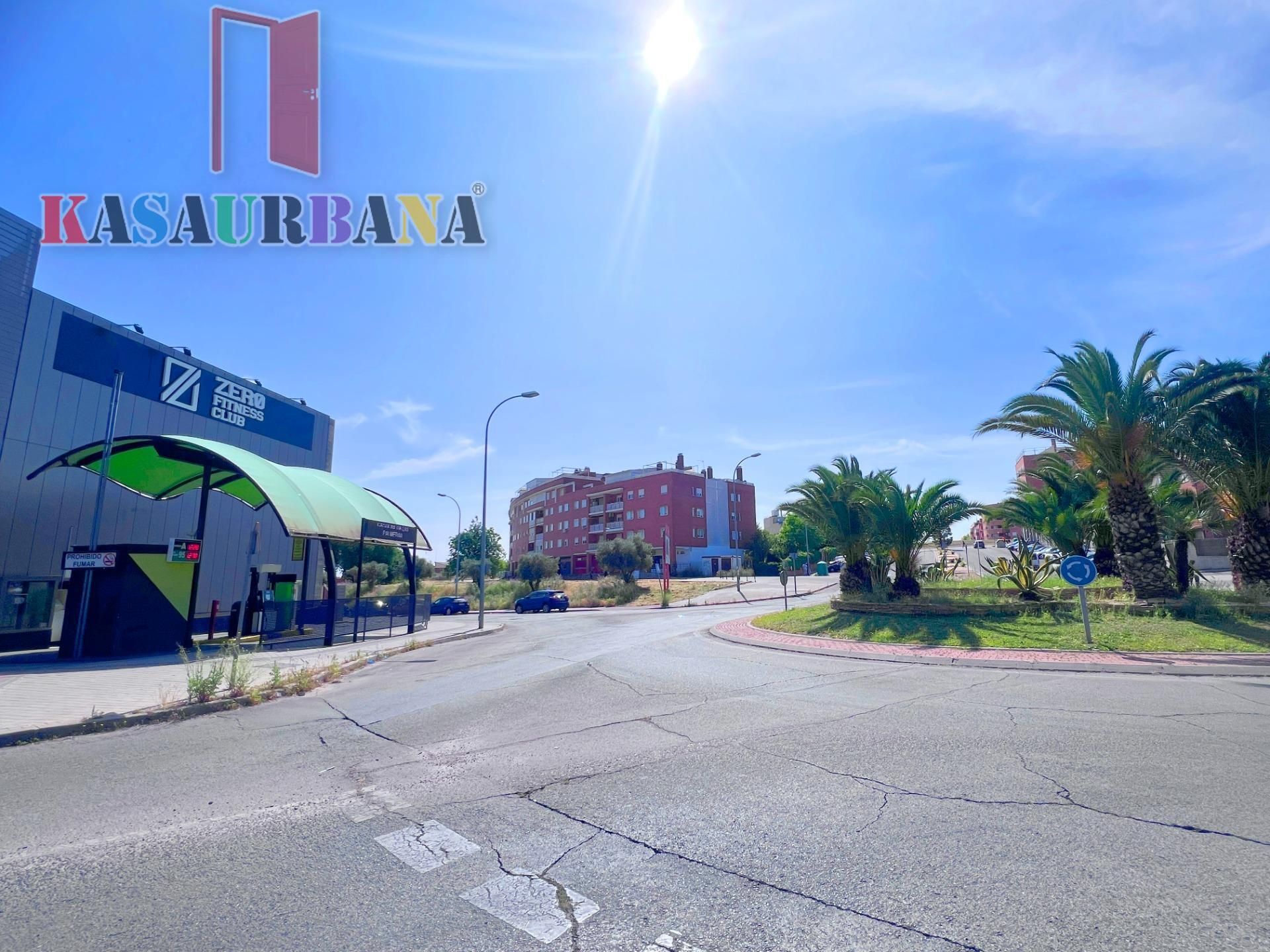 Vista exterior de Pis en venda en Valdemoro amb Calefacció, Terrassa i Balcó