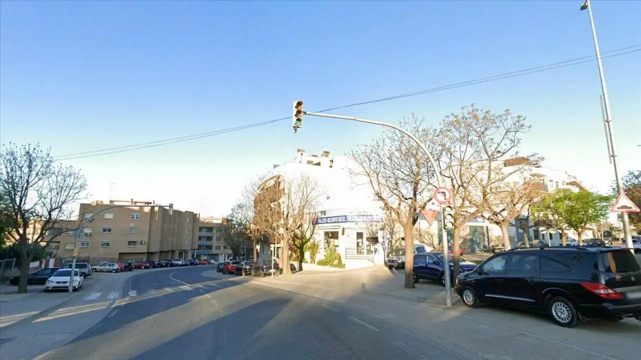 Aparcamiento con ascensor en venta en Valmanya