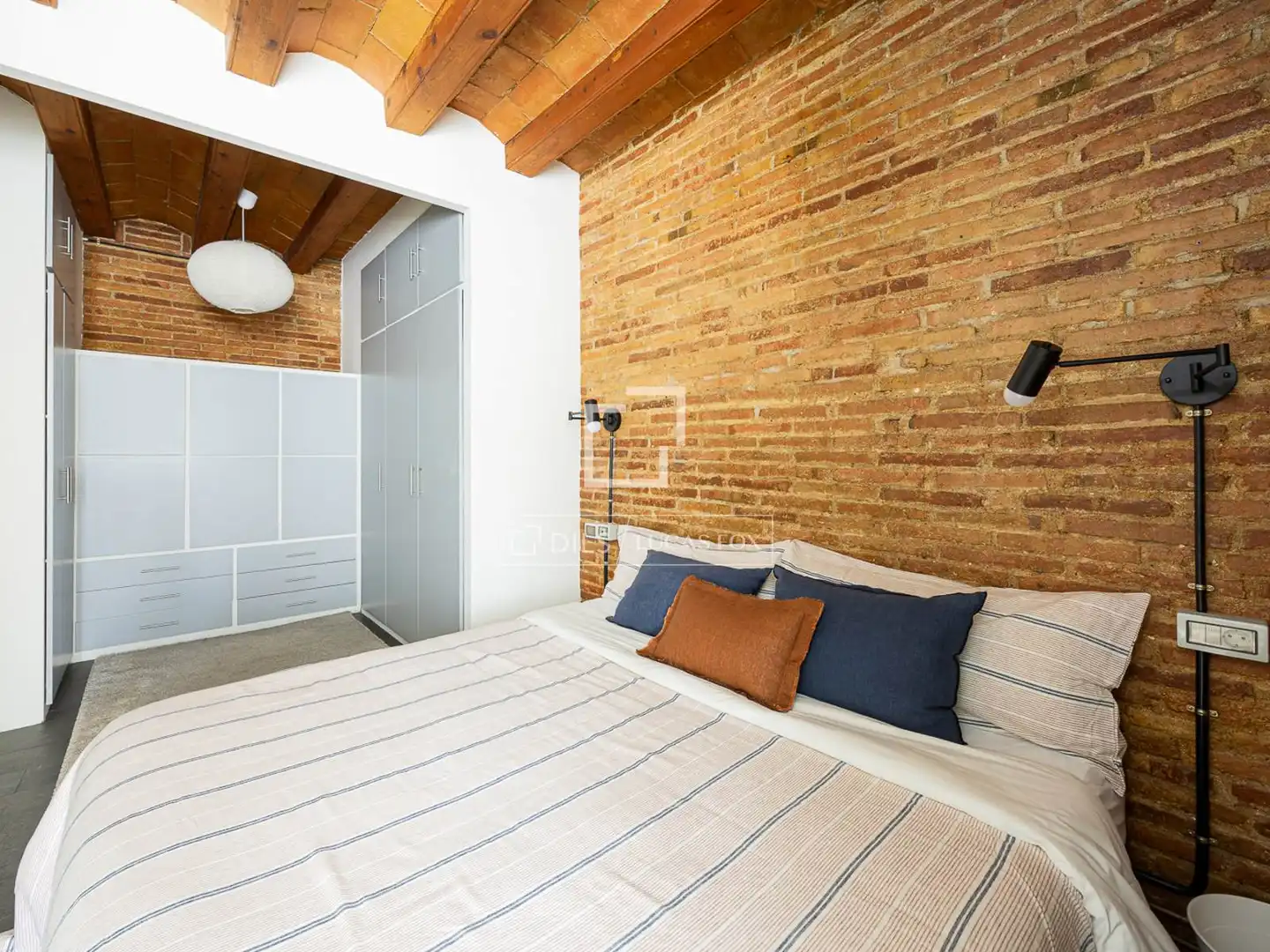 Piso con terraza en alquiler en Eixample, imagen 23