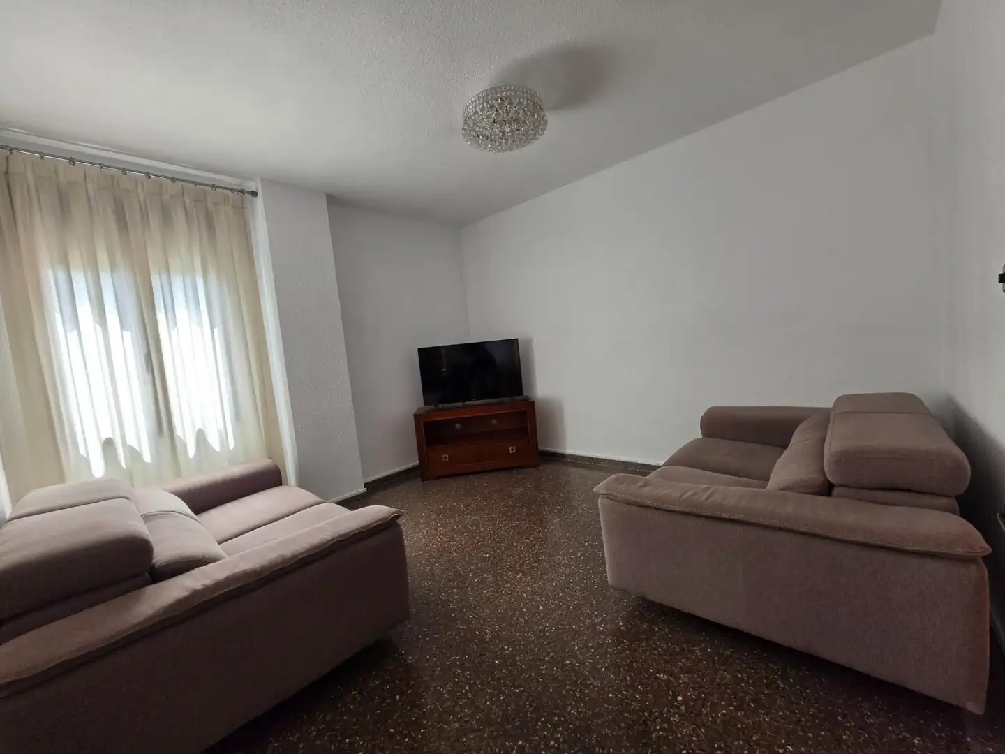 Living room of Flat for rent in Valencia  with Air Conditioner, Heating and Balcony