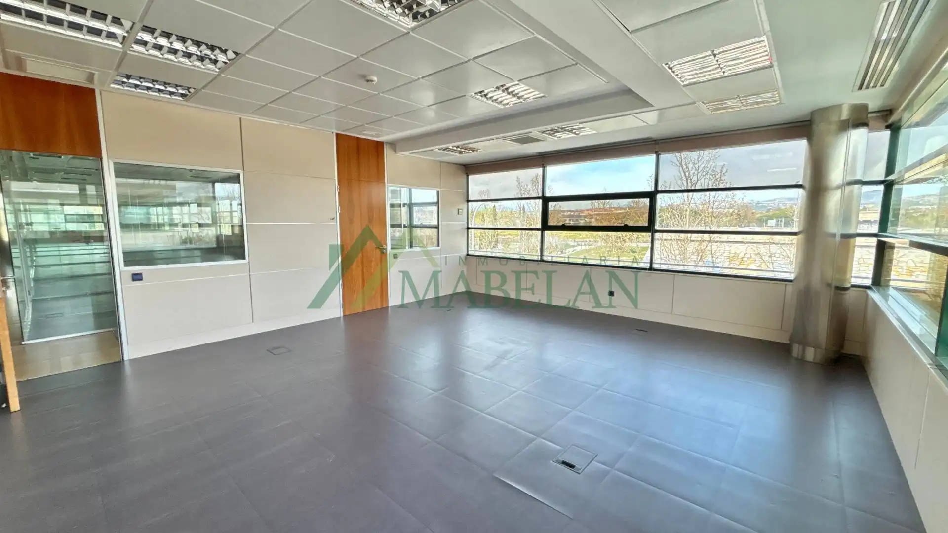 Oficina con ascensor en venta en El Pinar - Punta Galea, imagen 18