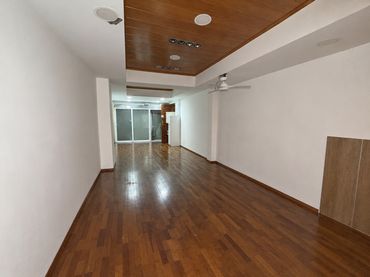 Local comercial en venda a Carrer de Massenet