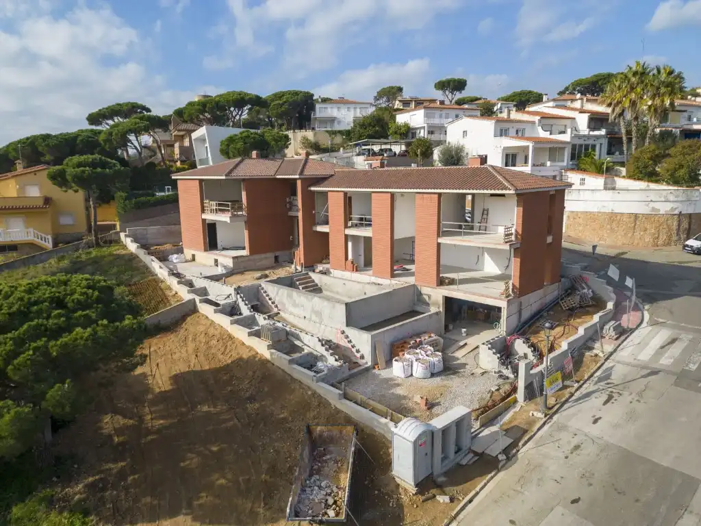 Casa amb piscina en venda a Carrer del Navegant, imagen 3